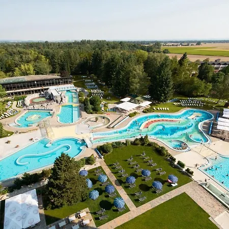 Отель Johannesbad Vitalhotel Jagdhof