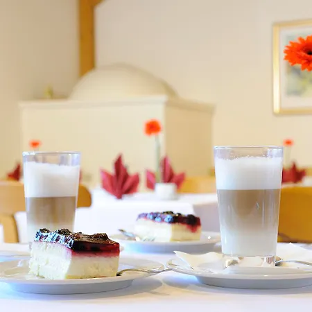 Отель Johannesbad Vitalhotel Jagdhof Бад-Фюссинг