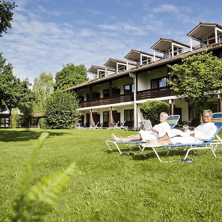 Отель Johannesbad Vitalhotel Jagdhof 3*